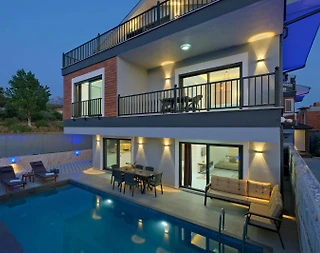 Muğla Seydikemer'de Nezih Konumda, Özel Havuzlu, Tatil Villası - 2