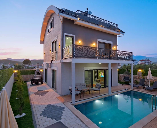 Muğla Seydikemer'de Sakin Konumda, Özel Havuzlu, 6 Kişilik Villa - 1