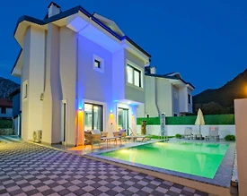 Fethiye Üzümlü'de Muhteşem Doğa İçerisinde Özel Havuzlu Kiralık Villa - 2