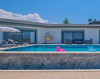 Muğla Seydikemer'de Sakin Konumda, Özel Havuzlu, 4 Kişilik Villa - 2