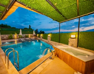 Muğla Seydikemer'de Bahçeli, Özel Havuzlu, Jakuzili ve Saunalı Villa - 5