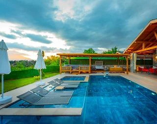 Seydikemer Yakaköy'de Modern Tasarımlı, Özel Havuzlu, Jakuzili Villa - 3