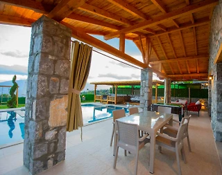 Seydikemer Yakaköy'de Modern Tasarımlı, Özel Havuzlu, Jakuzili Villa - 4