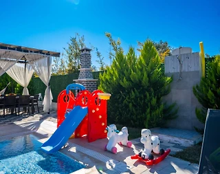 Fethiye Yanıklar'da Çocuklu Ailelere Uygun, Özel Havuzlu, Kiralık Villa - 5