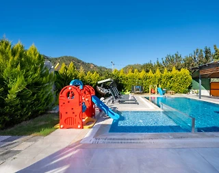 Fethiye Yanıklar'da Çocuklu Ailelere Uygun, Özel Havuzlu, Kiralık Villa - 4