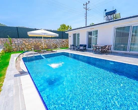 Fethiye Yanıklar'da Site İçerisinde, Özel Havuzlu, 6 Kişilik Villa - 2