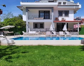Muğla Fethiye'de Geniş Ailelere Uygun, Özel Havuzlu, Şık Villa - 2