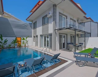 Fethiye Yeni'de Kalabalık Ailelere Uygun, Özel Havuzlu, Ferah Villa - 1