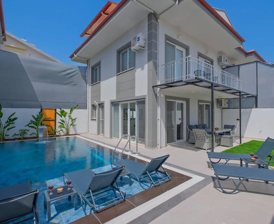 Fethiye Yeni'de Kalabalık Ailelere Uygun, Özel Havuzlu, Ferah Villa - 1