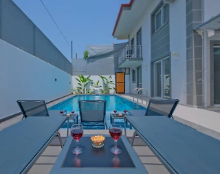 Fethiye Yeni'de Kalabalık Ailelere Uygun, Özel Havuzlu, İkiz Villa - 4