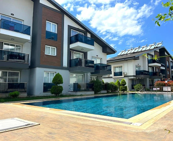 Fethiye Yeni'de Site İçerisinde, Ortak Havuzlu, 1+1 Daire - 1