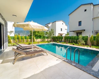 Fethiye Yeşilüzümlü'de Yemyeşil Bahçeli, Özel Havuzlu, Konforlu Villa - 3