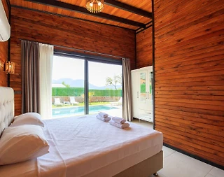 Fethiye Yeşilüzümlü'de Site İçerisinde, Özel Havuzlu, 4 Kişilik Villa - 5