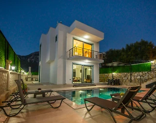 Fethiye Yeşilüzümlü'de Doğa İçerisinde, Özel Havuzlu, Modern Villa  - 3