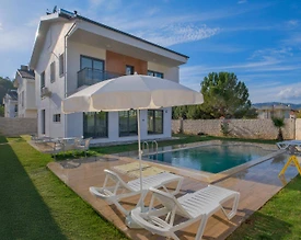 Fethiye Yeşilüzümlü'de Doğa İçerisinde, Özel Havuzlu, Modern Villa - 2