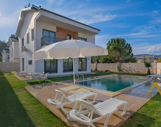 Fethiye Yeşilüzümlü'de Doğa İçerisinde, Özel Havuzlu, Modern Villa - 2
