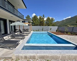 Fethiye Yeşilüzümlü'de Doğa İle İç İçe, Özel Havuzlu, Geniş Villa - 2