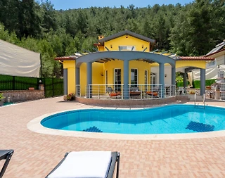 Fethiye Yeşilüzümlü'de Enfes Doğada, Özel Havuzlu, Kiralık Villa - 1