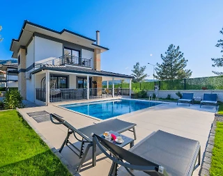 Fethiye Yeşilüzümlü'de Huzur Dolu Doğada, Özel Havuzlu, Şık Villa - 1