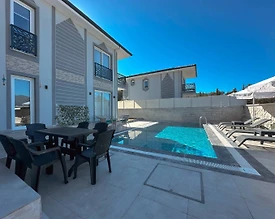 Fethiye Yeşilüzümlü'de Sakin Konumda, Özel Havuzlu, Kiralık Villa - 3