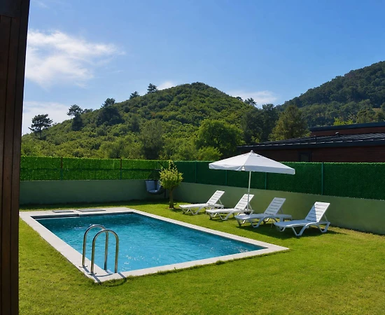 Fethiye Yeşilüzümlü'de Modern Tasarımlı,  Özel Havuzlu, Tatil Villası - 1