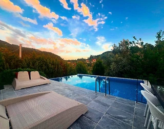 Fethiye Yeşilüzümlü'de Muhteşem Doğada, Özel Havuzlu, Konforlu Villa - 1