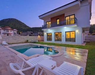 Fethiye Yeşilüzümlü'de Sakin Doğada, Özel Havuzlu, Konforlu Villa - 1