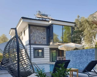 Fethiye Yeşilüzümlü'de Sakin Konumda, Özel Havuzlu, Lüks Villa - 3