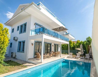 Fethiye Çiftlik'te Geniş Ailelere Uygun, Özel Havuzlu, Lüks Villa - 1