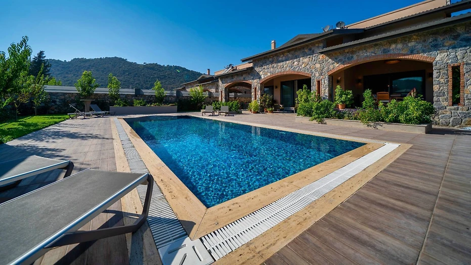 fethiye-kayakoyde-genis-ailelere-uygun-ozel-havuzlu-modern-villa-1110838.jpeg