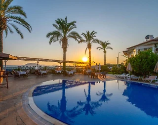Fethiye'de Çalış Plajına Sıfır, Özel Plajlı, Ortak Havuzlu Daire - 5