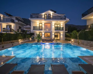 Fethiye'de Eşsiz Doğa İçerisinde, Özel Havuzlu ve Bahçeli, Lüks Villa - 1