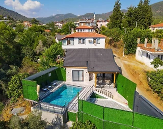 Fethiye Eldirek'te Geniş Ailelere Uygun, Özel Havuzlu, Konforlu Villa - 2