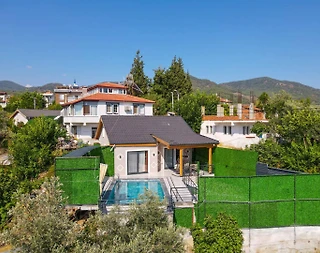 Fethiye Eldirek'te Geniş Ailelere Uygun, Özel Havuzlu, Konforlu Villa - 1