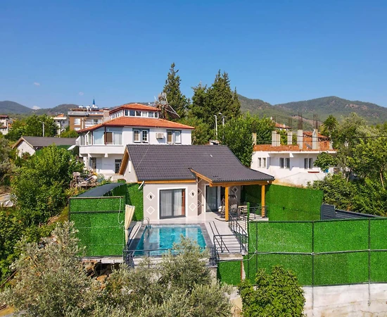Fethiye Eldirek'te Geniş Ailelere Uygun, Özel Havuzlu, Konforlu Villa - 1