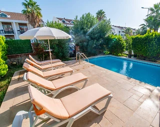 Fethiye'de Kalabalık Ailelere Uygun, Özel Plaj ve Havuzlu, Şık Villa - 4