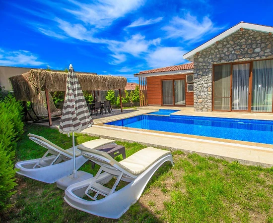 Fethiye Ölüdeniz'de Şehir Gürültüsünden Uzak, Özel Havuzlu, Kiralık Villa - 1