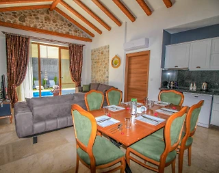 Fethiye Ölüdeniz'de Şehir Gürültüsünden Uzak, Özel Havuzlu, Şık Villa - 5