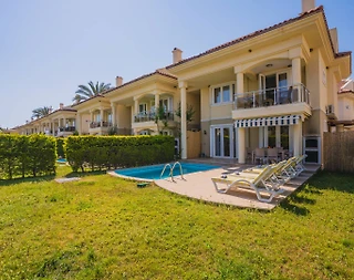 Fethiye'de Merkeze Yakın Konumda, Özel Havuzlu, Kiralık Villa - 3