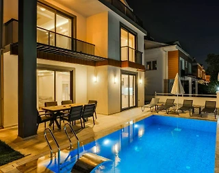 Fethiye'de Merkeze Yakın Konumda, Özel Havuzlu, Konforlu Villa - 2
