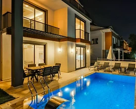 Fethiye'de Merkeze Yakın Konumda, Özel Havuzlu, Konforlu Villa - 2