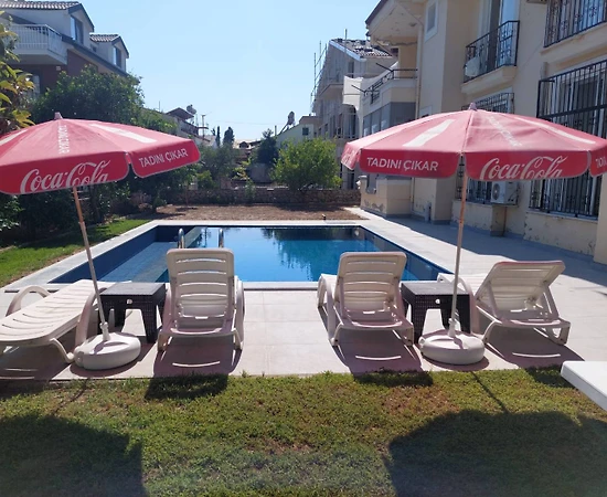 Fethiye Babataşı'nda Merkezi Konumda, Ortak Havuzlu, 1+1 Tatil Evi - 1