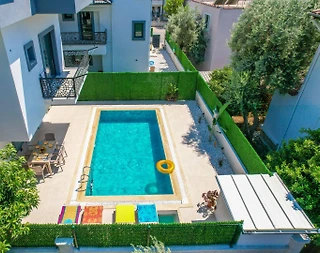 Fethiye Babataşı'nda Merkezi Konumda, Özel Havuzlu, Modern Villa - 3