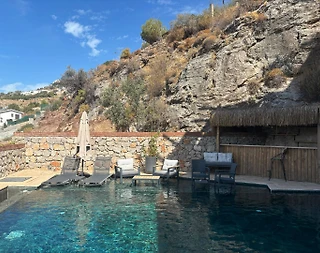 Fethiye Karaağaç'ta Modern Mimarili, Özel Havuzlu, Jakuzili Villa - 1