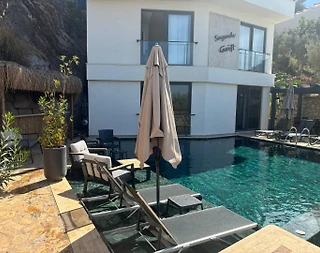 Fethiye Karaağaç'ta Modern Mimarili, Özel Havuzlu, Jakuzili Villa - 2