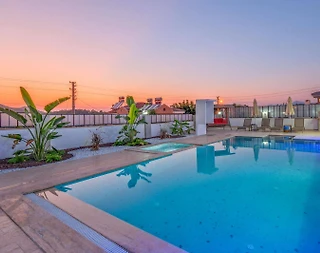 Fethiye'de Geniş Ailelere Uygun, Özel ve Kapalı Havuzlu Villa - 2