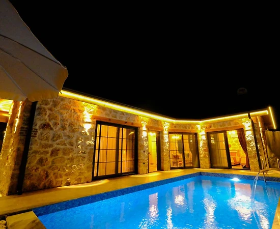 Fethiye Karaçulha'da Sakin Konumda, Özel Havuzlu, Otantik Villa - 1