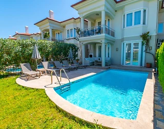 Fethiye'de Tesis İçerisinde, Özel Havuzlu, 10 Kişilik Villa - 3