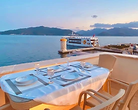  Marmaris'te Merkezi Konumda, Deniz ve Doğa Manzaralı, Tatil Evi - 2