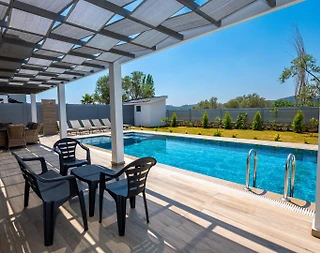 Fethiye Ölüdeniz'de Geniş Ailelere Uygun, Özel Havuzlu, Jakuzili Villa - 5